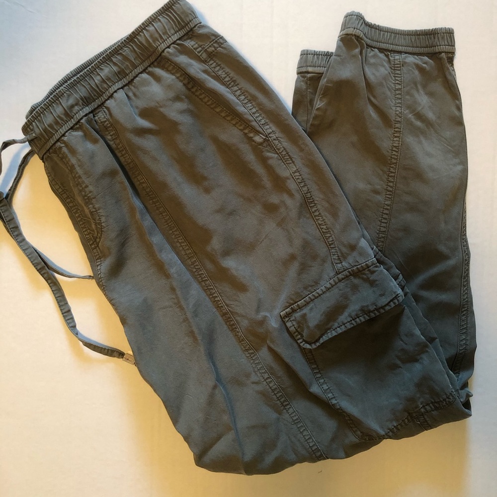 Green Cargo Pants